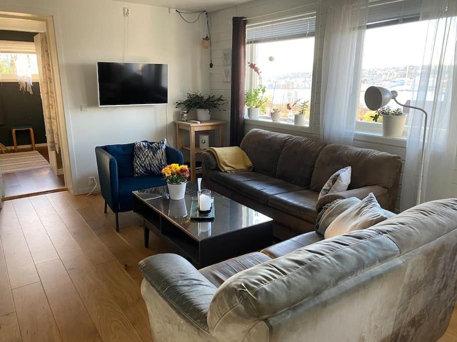 Cosy Flat Near Cable Car And The Arctic Cathedral Apartman Tromsø Kültér fotó